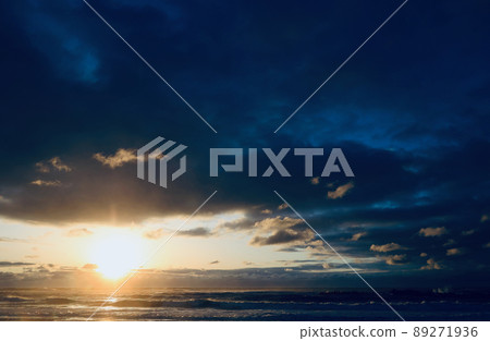 Sunrise on Kawarago Beach, Ibaraki Prefecture Sunrise on Kawarago Beach, Ibaraki Prefecture 89271936