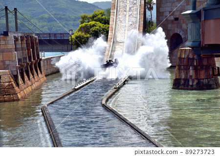 Water ride at the theme park Porto Europe in Wakayama Marine City on a sunny day Water ride at the theme park Porto Europe in Wakayama Marine City on a sunny day 89273723