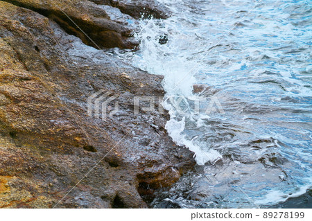 Tsubaki Island, Obishi Island, waves crashing against the rocky shore in the Okiura area and granite eroded 4 Kasaoka City, Okayama Prefecture Tsubaki Island, Obishi Island, waves crashing against the rocky shore in the Okiura area and granite eroded 4 Kasaoka City, Okayama Prefecture 89278199