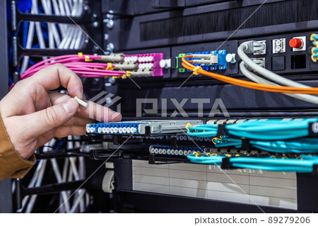Maintenance of the network switch rack incoming and outgoing outputs Maintenance of the network switch rack incoming and outgoing outputs 89279206