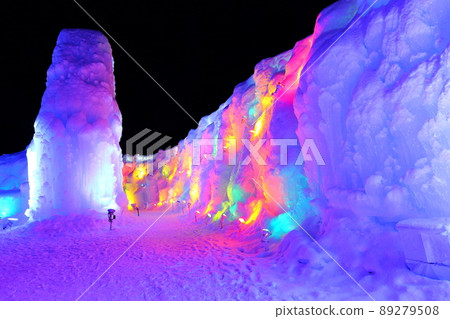 Lake Shikotsu Ice Waterfall Festival 89279508