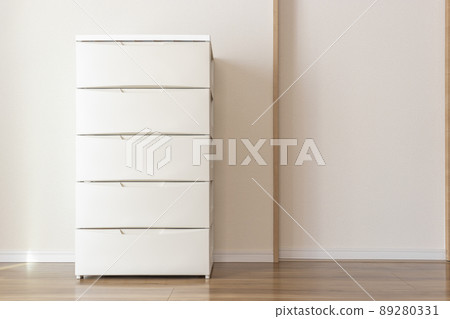 房間裡的塑料箱 房間裡的塑料箱 89280331