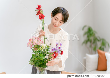 種花的女人 種花的女人 89283889