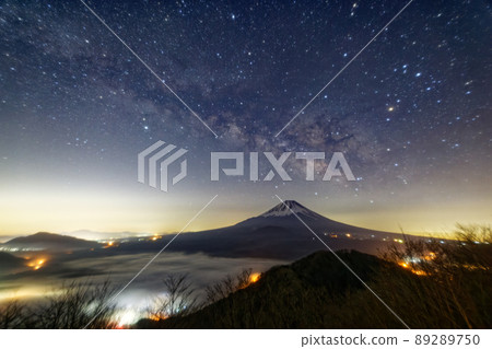 富士山和銀河/夏天的雲海 89289750