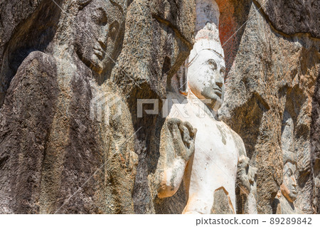 Statue on Sri Lanka Statue on Sri Lanka 89289842