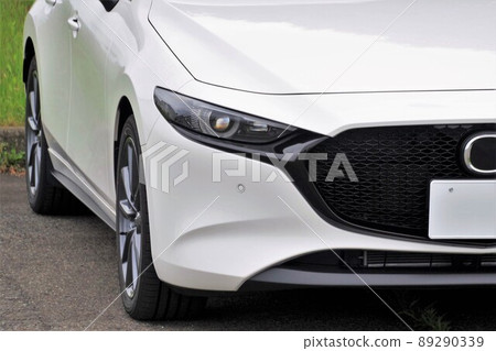 Car image Mazda3 front mask Car image Mazda3 front mask 89290339