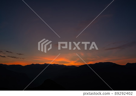 Sunrise landscape around Alishan, Chiayi 89292402