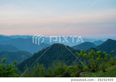 Sunrise landscape around Alishan, Chiayi Sunrise landscape around Alishan, Chiayi 89292409