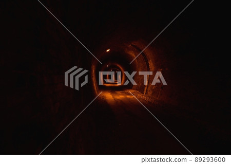 舊信越線廢線所在地臼井峠橫川附近的Apt Road隧道 舊信越線廢線所在地臼井峠橫川附近的Apt Road隧道 89293600