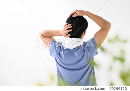 White background men's beauty hair care back view 89296110