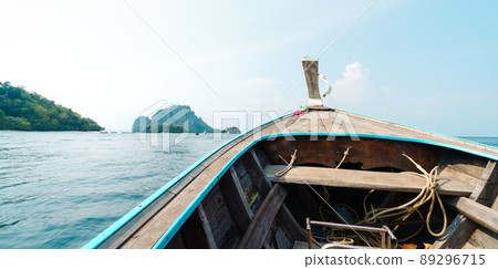 Boat trips on the seas and islands,Travel on a long-tail boat 89296715