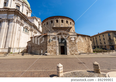 Old and New Cathedral of Santa Maria Assunta - Brescia Lombardy Italy Old and New Cathedral of Santa Maria Assunta - Brescia Lombardy Italy 89299901