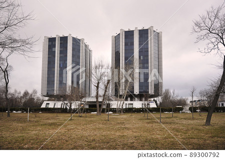 modern residential buildings on Vernadsky Avenue in Moscow 89300792