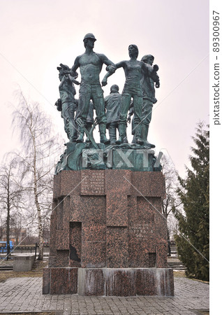 monument of student construction teams near the Moscow State University building in Moscow 89300967