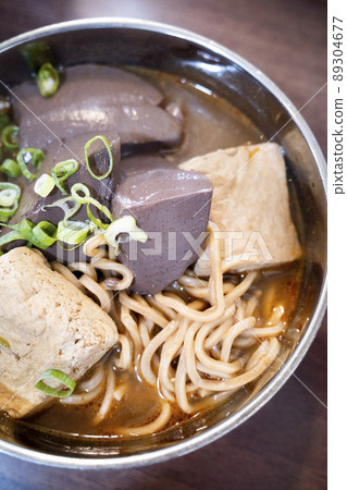 麻辣臭豆腐麻辣鴨血 89304677