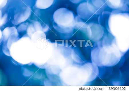 Ball bokeh glitter image blue 89306602