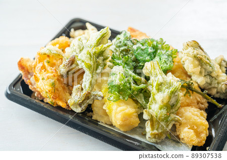 Assorted tempura Assorted tempura 89307538