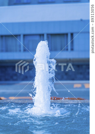 Fountain square in the city park square Fountain square in the city park square 89313056