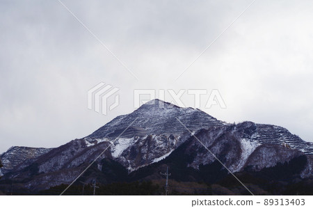 Snow-capped Mt. Buko in winter Snow-capped Mt. Buko in winter 89313403