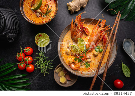 Tom Yam kung Spicy soup Tom Yam kung Spicy soup 89314437