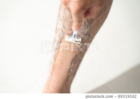 Shin hair treatment male razor 89319102