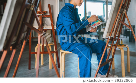 藝術學校預備學校 89322806