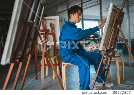 藝術學校預備學校 89322807