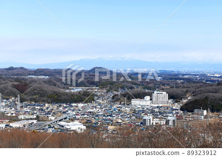 [小川町，淺間山觀景公園，從展望台遠眺赤城山] 89323912