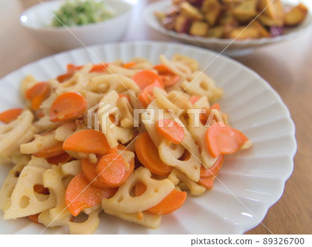 蓮藕用胡蘿蔔 89326700