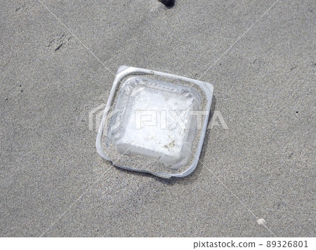 Marine plastic garbage food container Marine plastic garbage food container 89326801