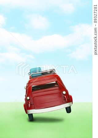 Blue sky, camper and copy space Blue sky, camper and copy space 89327281