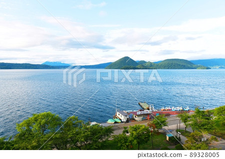 [Lake Toya Town, Lake Toya and Lake Toya Nakajima] 89328005