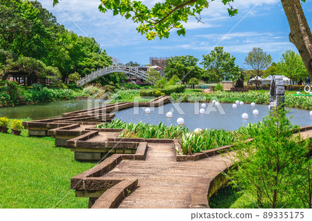 Cihu park at daxi disctict of taoyuan city in taiwan 89335175