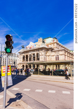 Vienna State Opera, Austria * Some soft focus 89335222