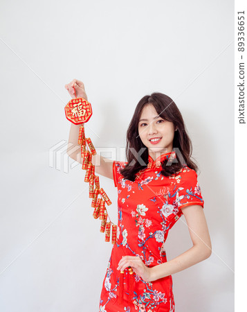 寫的飛春，飛春，飛春，飛春，飛春，旗袍，旗袍，旗袍，新年。 89336651