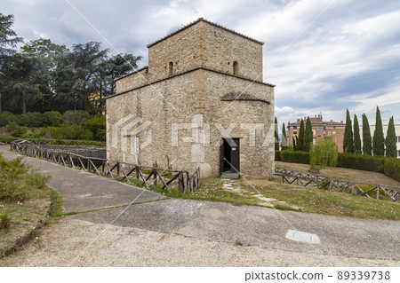 Old church in Benevento, Campania, Italy Old church in Benevento, Campania, Italy 89339738