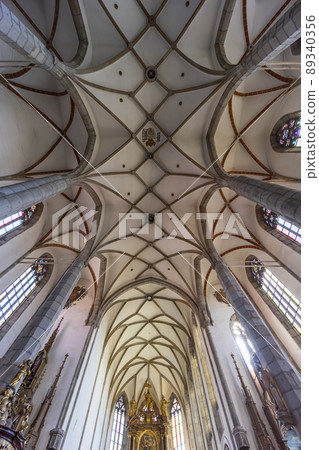 Church of St. Vita, Gothic three-nave building, Cesky Krumlov, Czech Republic Church of St. Vita, Gothic three-nave building, Cesky Krumlov, Czech Republic 89340356