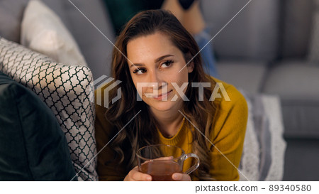 Young pretty woman in her mid 20s Young pretty woman in her mid 20s 89340580