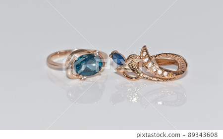 graceful gold jewelry ring and earrings with Topaz 89343608