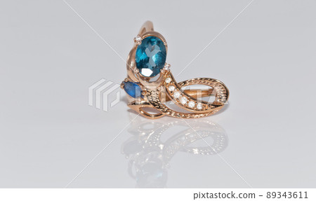 graceful gold jewelry ring and earrings with Topaz graceful gold jewelry ring and earrings with Topaz 89343611