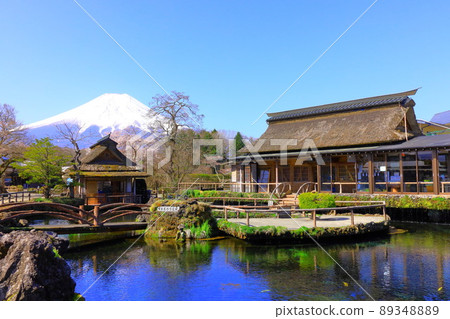 山梨縣忍野八海的櫻花 89348889