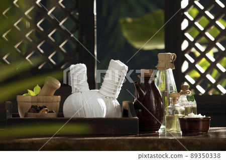 Herbal Compress on color back. Herbal Compress on color back. 89350338