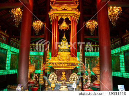 Wat Phra Kaew temple in Chiang Rai, Thailand 89351238