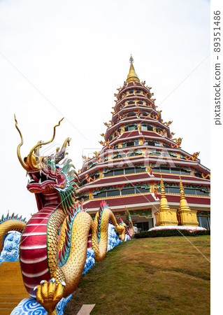 White Buddha Wat Huay Pla Kang temple, Chiang Rai, Thailand 89351486