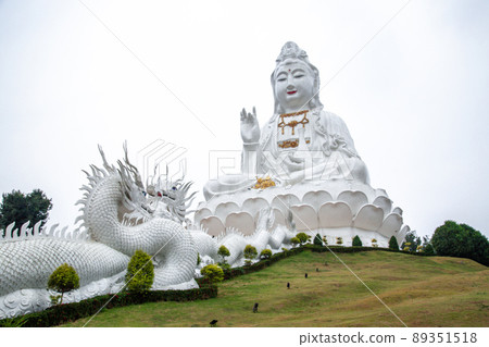 White Buddha Wat Huay Pla Kang temple, Chiang Rai, Thailand 89351518