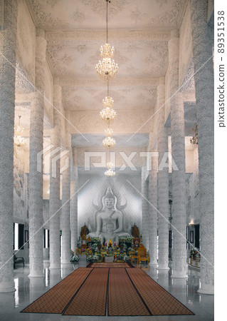 White Buddha Wat Huay Pla Kang temple, Chiang Rai, Thailand White Buddha Wat Huay Pla Kang temple, Chiang Rai, Thailand 89351538