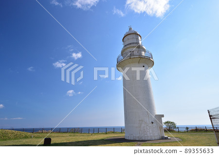 拍攝北海道函館江山岬燈塔的春天景色 拍攝北海道函館江山岬燈塔的春天景色 89355633