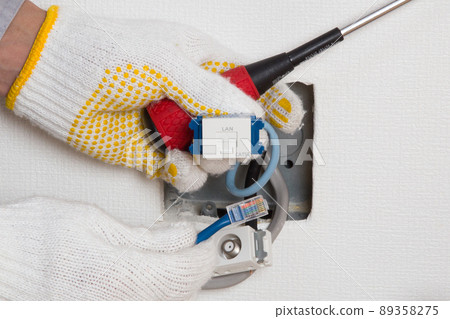 Wired LAN wiring work LAN outlet work 89358275