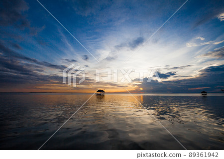 Pontoon floating in the water 89361942