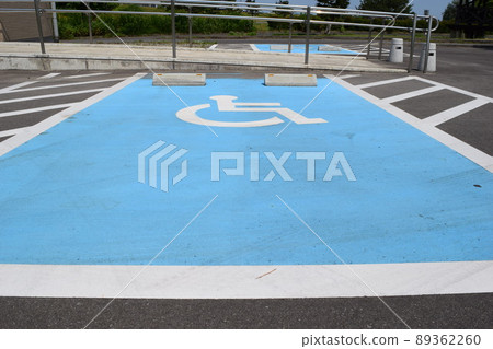 Wheelchair mark Parking for the disabled Wheelchair mark Parking for the disabled 89362260